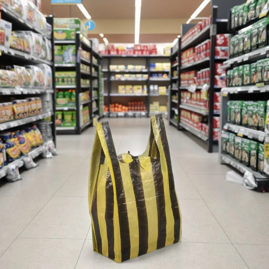 Прозрачные пластиковые пакеты с полоской для упаковки