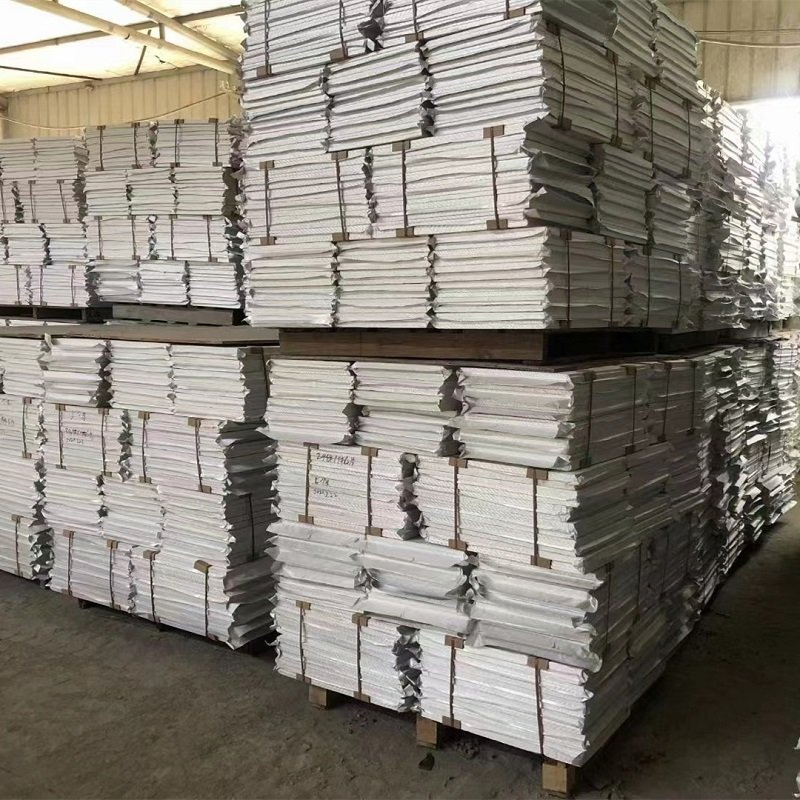 Fiberglass Vacuum Insulation Panel Low Thermal Conductivity VIP Heat Insulation Materials Folded Edge