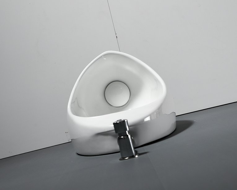 Chaozhou Ceramic Outlet Ceramic Wc Wall Hung Urinal