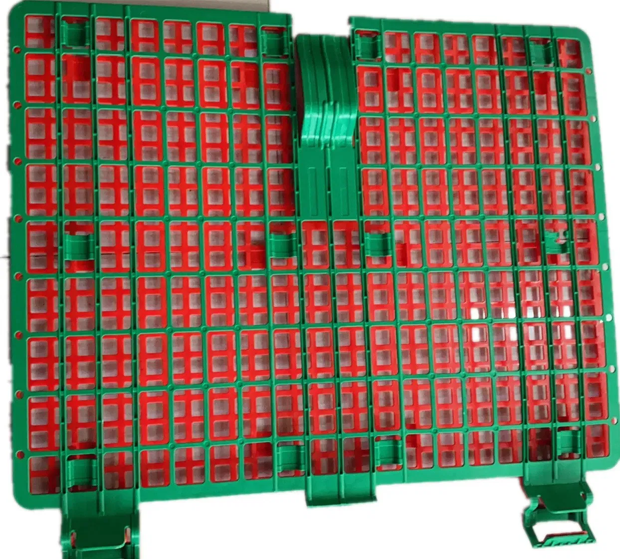 Safe Durable Brick Guards for Scaffolding