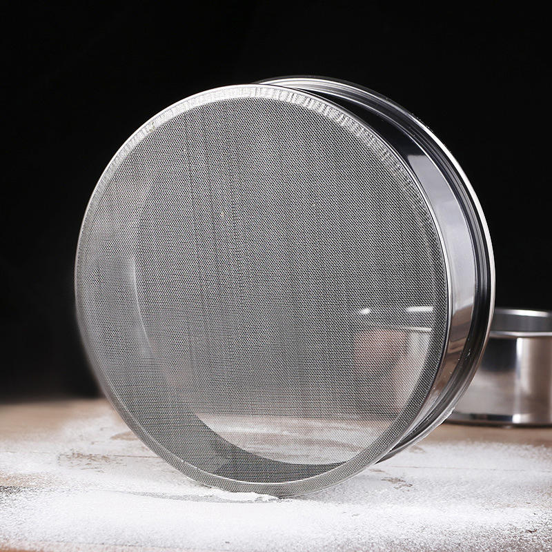 Factory Price 15cm Thickened Kitchen Baking Utensils Round Stainless Steel Flour Sifter