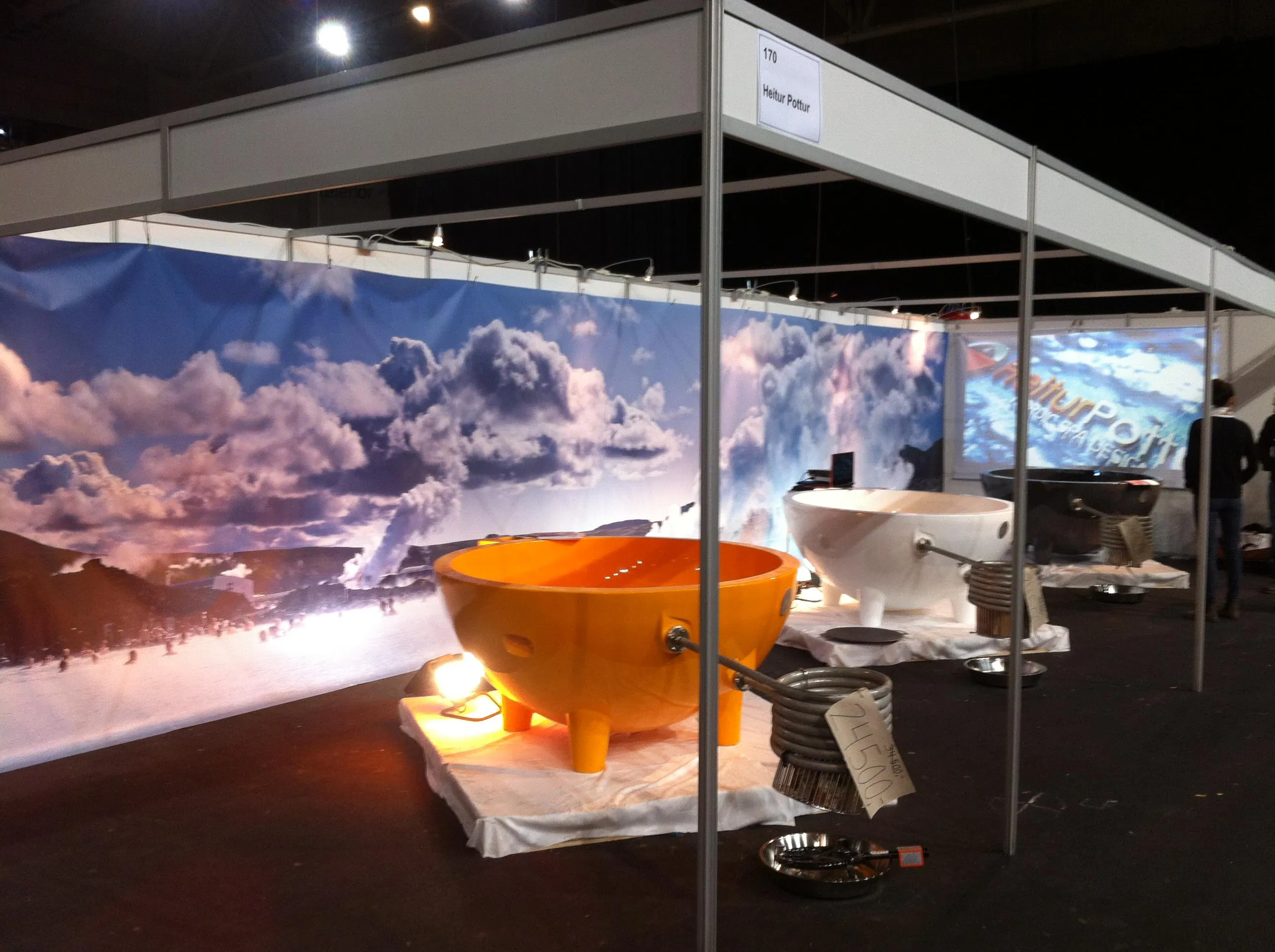 Переносная уличная ванна-джакузи Dutch Hot Tub