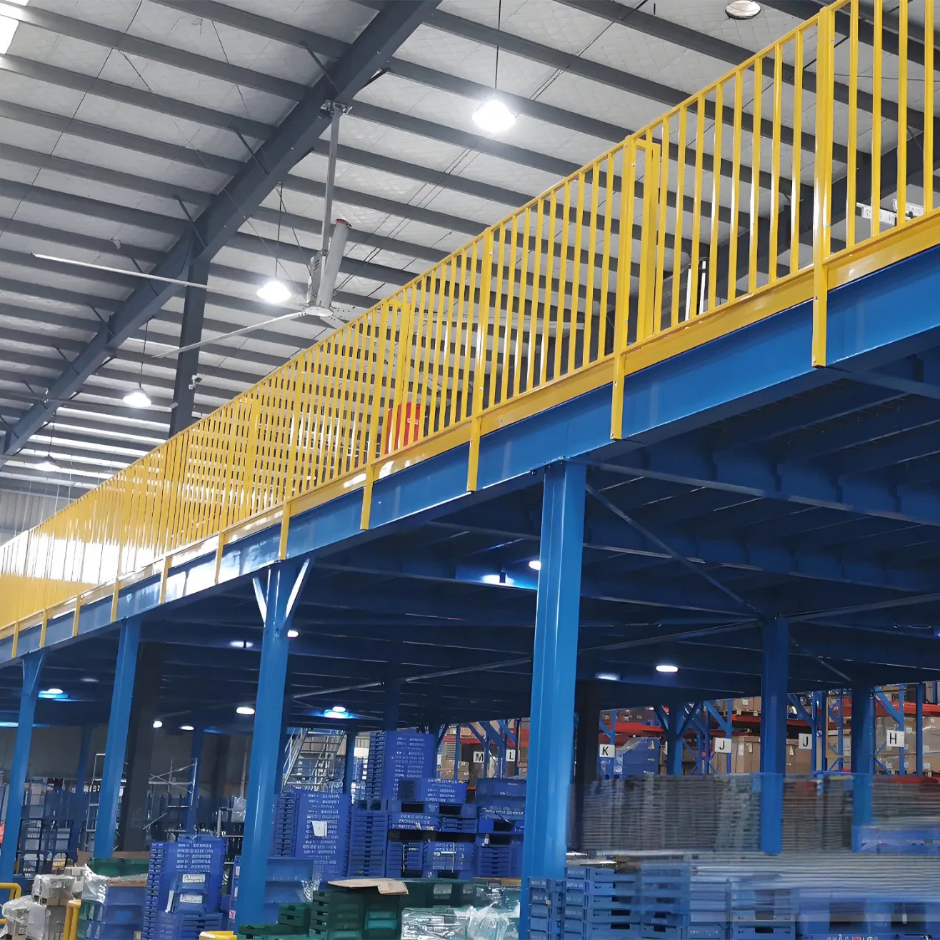 Durable Heavy-Duty Steel Platform for Industrial Use and Construction