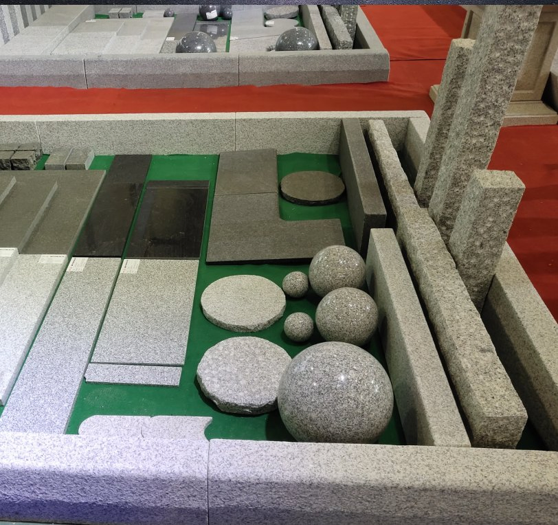 Granite Pillar /Palisade/Parking Ball Garden Pillars