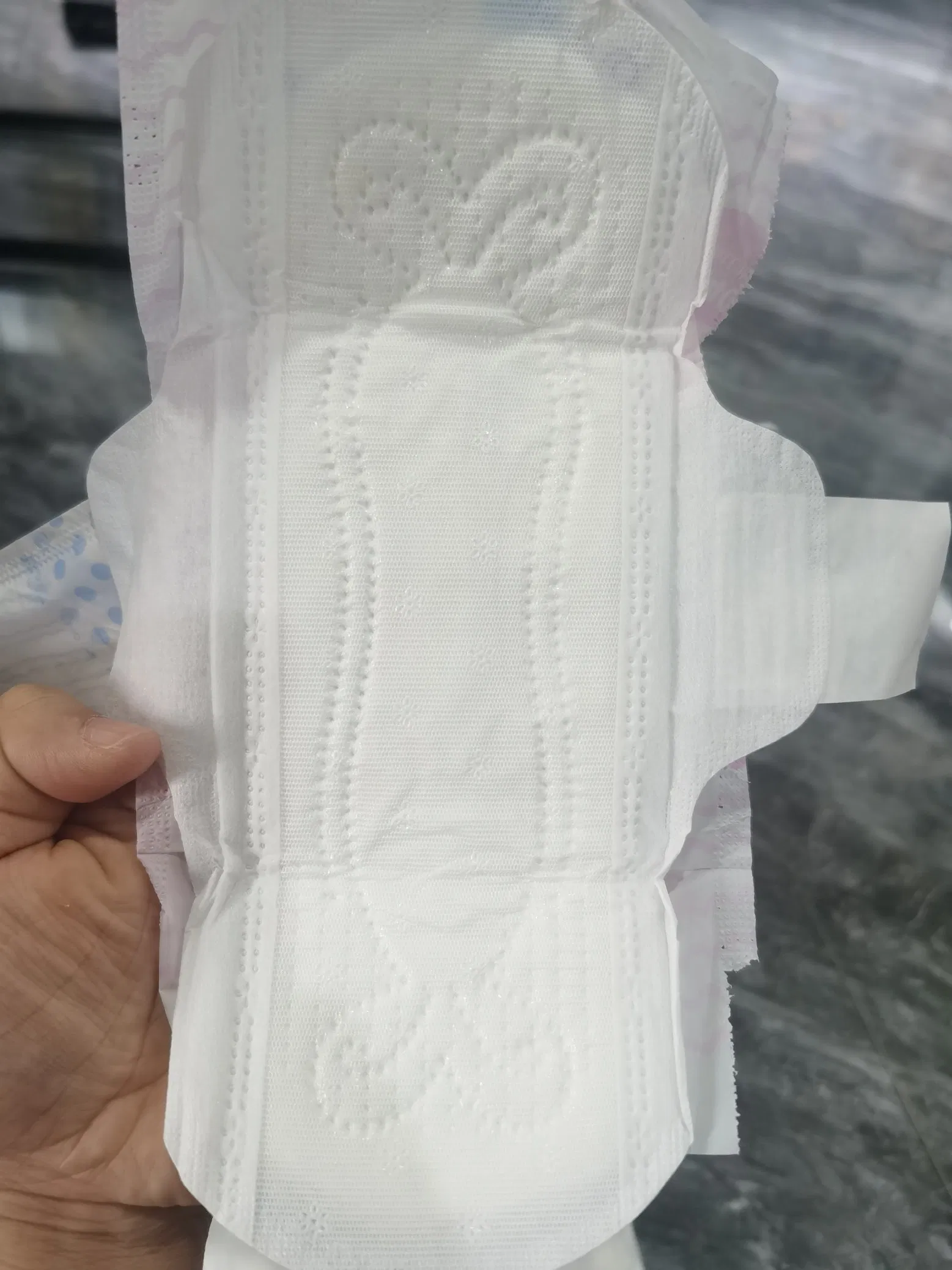 Best Selling Super Absorbent Cotton Feminine B Grade Wholesale Sanitary Napkins