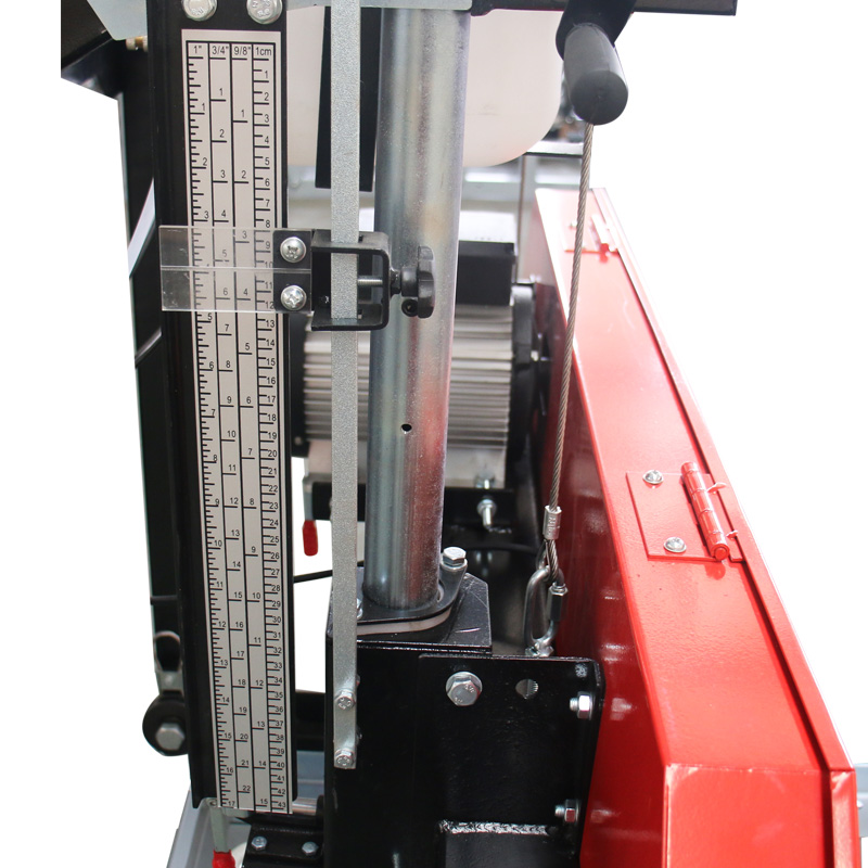 Станок ленточнопильный горизонтальный бензиновый