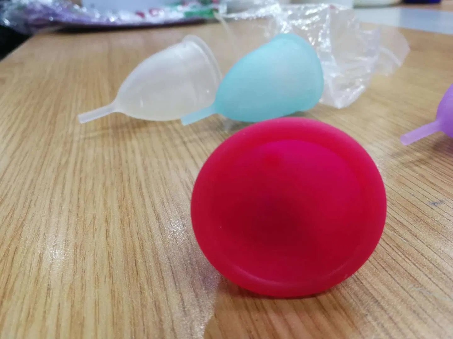 CE Aapproved Reusable Medical 100% Silicone Menstrual Cup