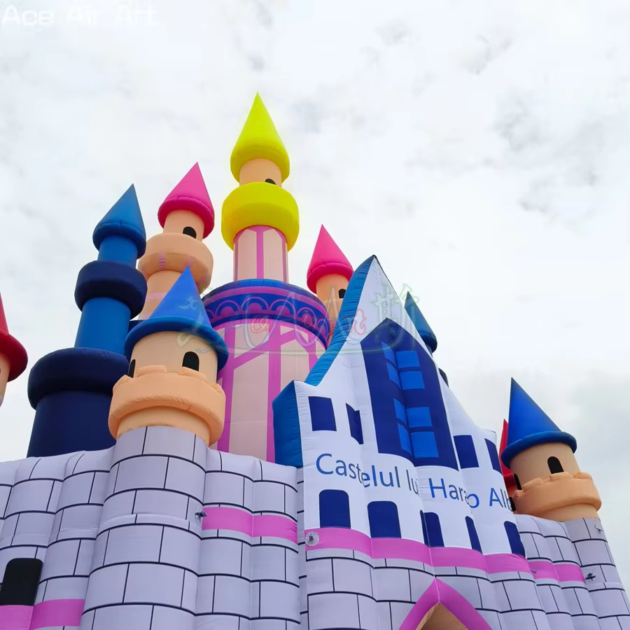 Inflatable Castle with Dressing Room for Theme Park Giant Inflatable Neuschwanstein Castle