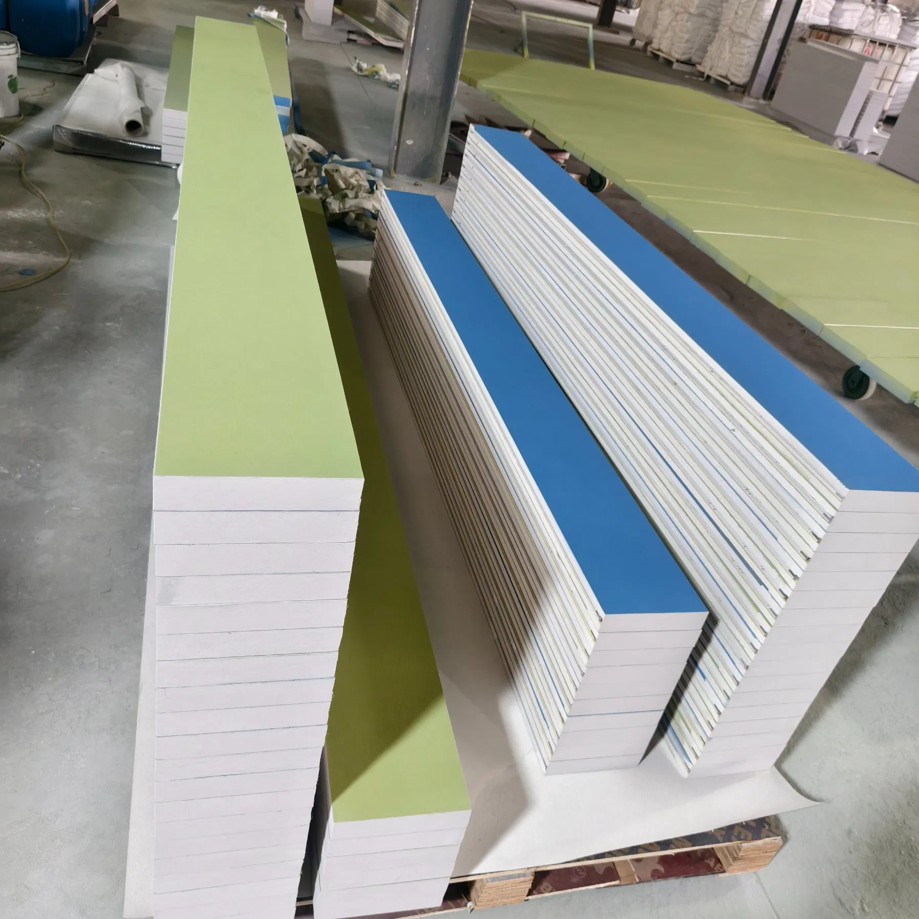 Fiberglass Acoustic Ceiling Baffle for Supermarket Ceiling Decor with Fireproof Class a