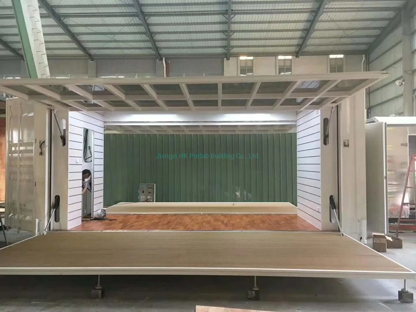 20FT Luxury Modular Prefab Steel Modern Portable Luxury Prefabricated Container Shop/Bar /Restaurant.