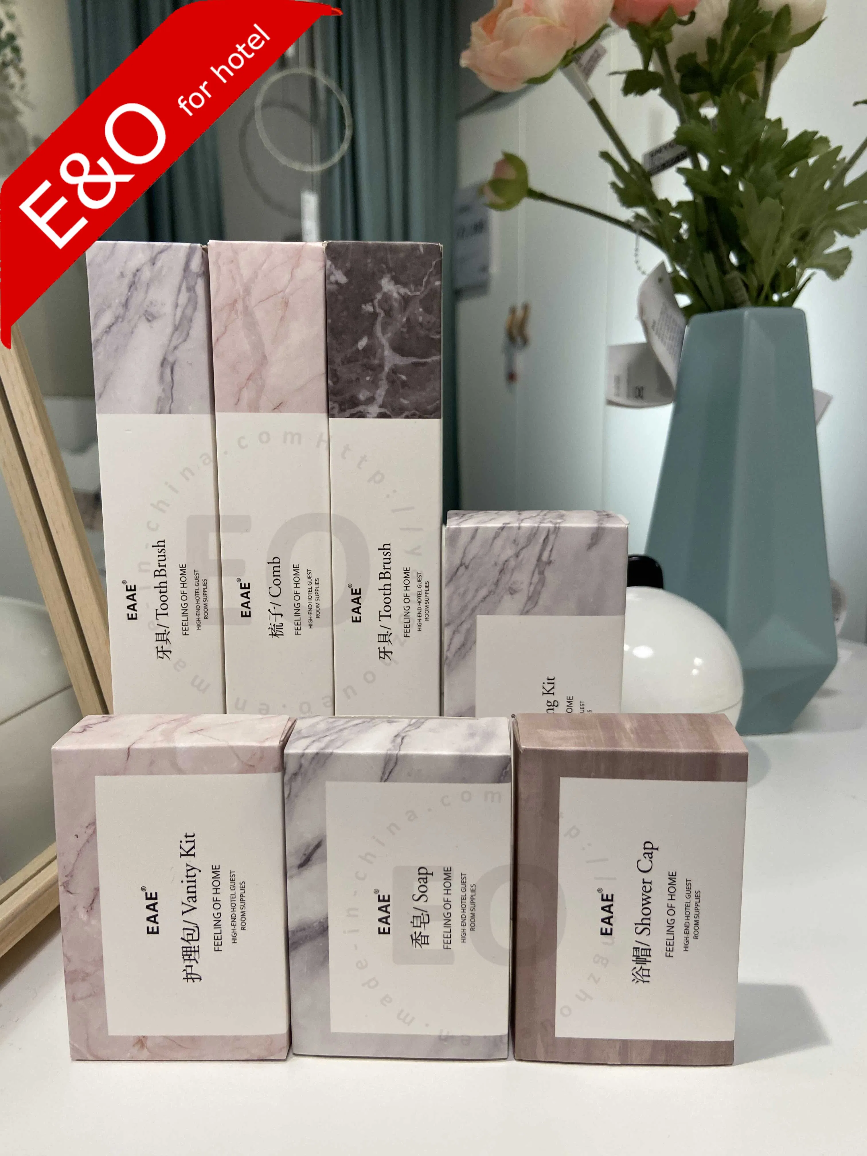 Disposable Eco Hotel Toiletries Sets with Shampoo Bottle