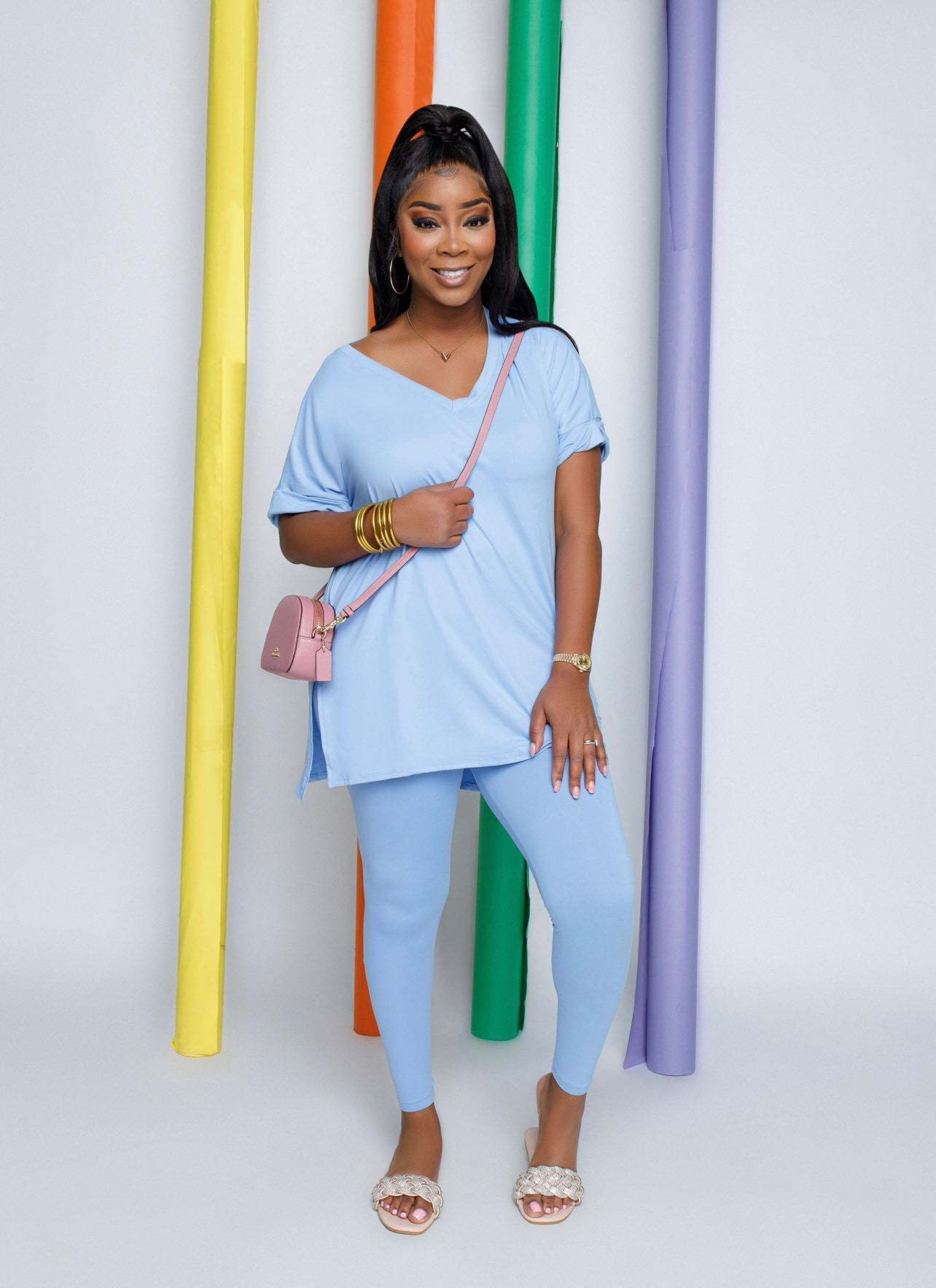 Комплект женский летний футболка V-вырез и брюки