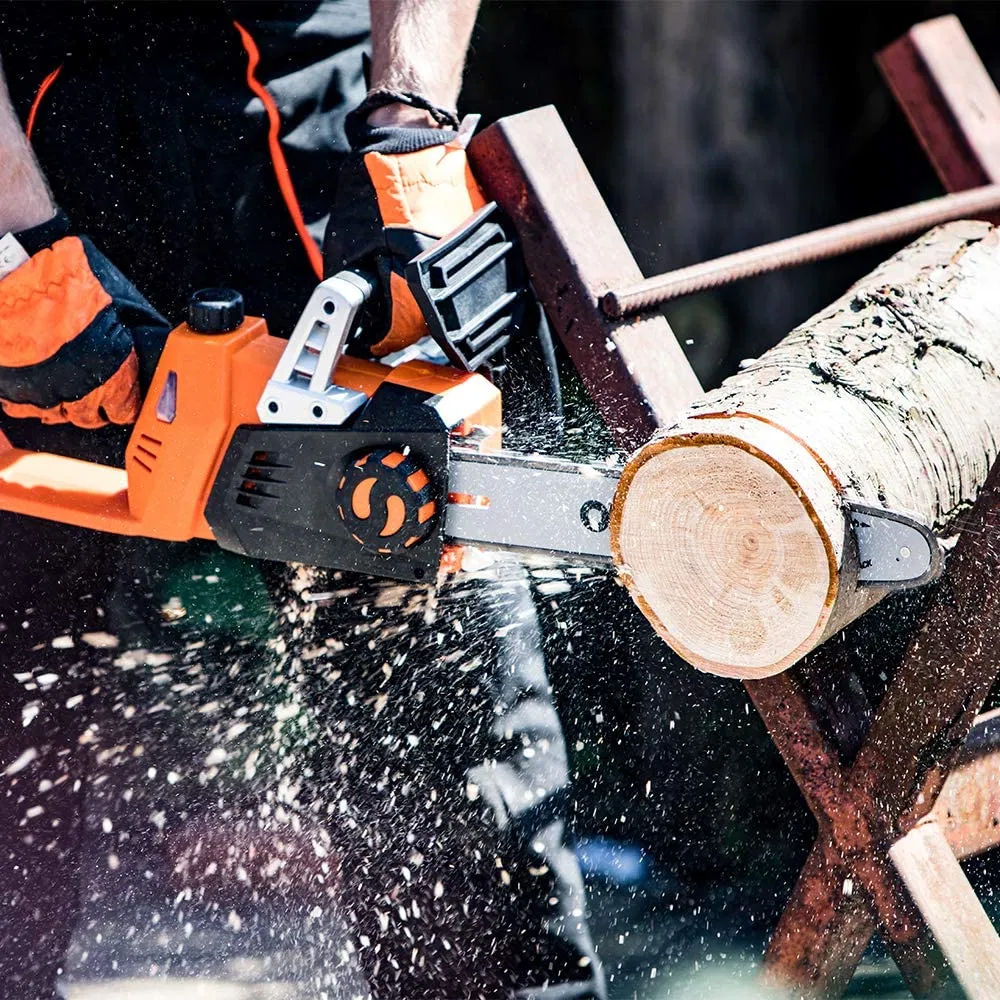 Yard Force 40V Cordless Chainsaw 35cm Bar, 8.5m/S Chain Speed Ergonomic Handle with Soft Grip with Battery & Charger - Ls C35