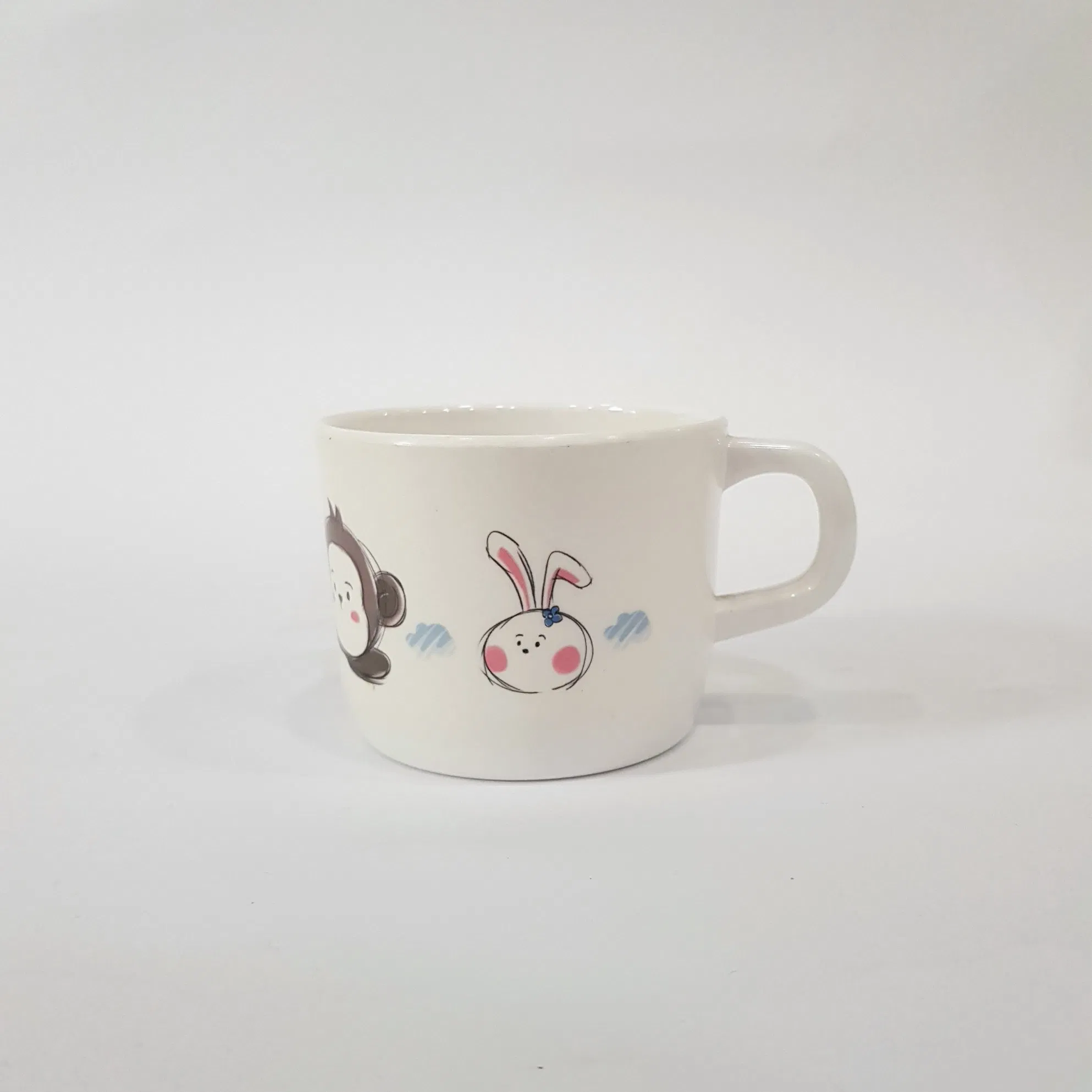 Детская кружка 250 мл с ручкой и мультяшным дизайном