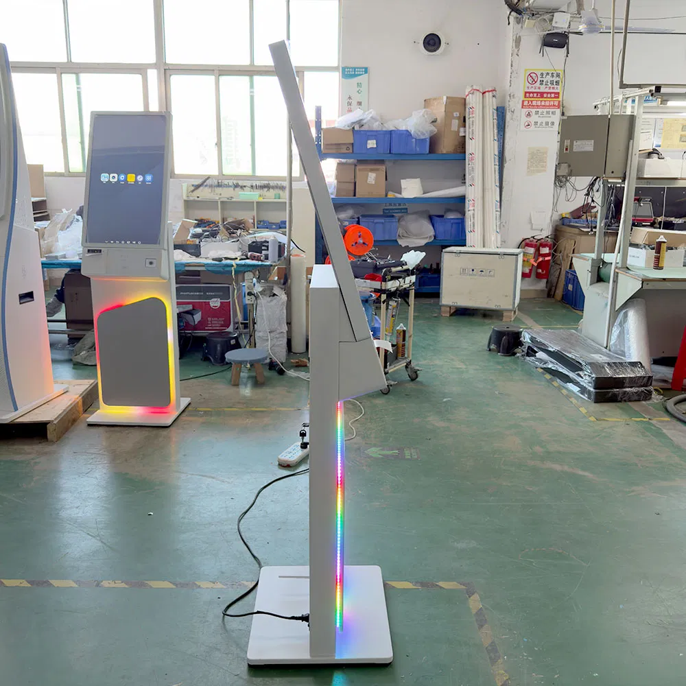 Платежный киоск 32 дюйма с RGB-подсветкой