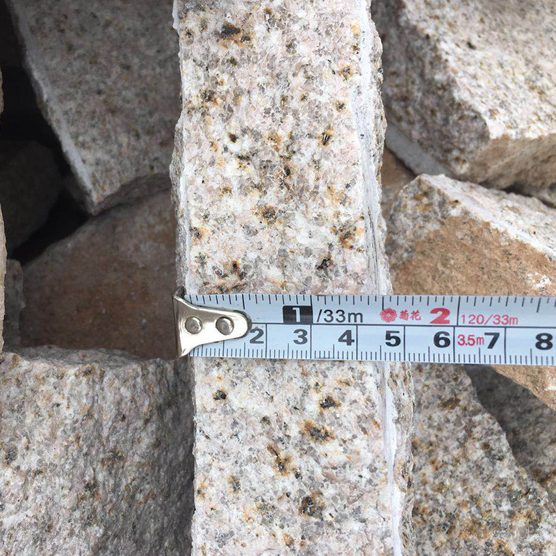 G682 Misty Yellow/Sunset Gold/Beige Rusty Stone Granite Cobblestone with Natural Split Finish for Patio Paving/Walkway Price