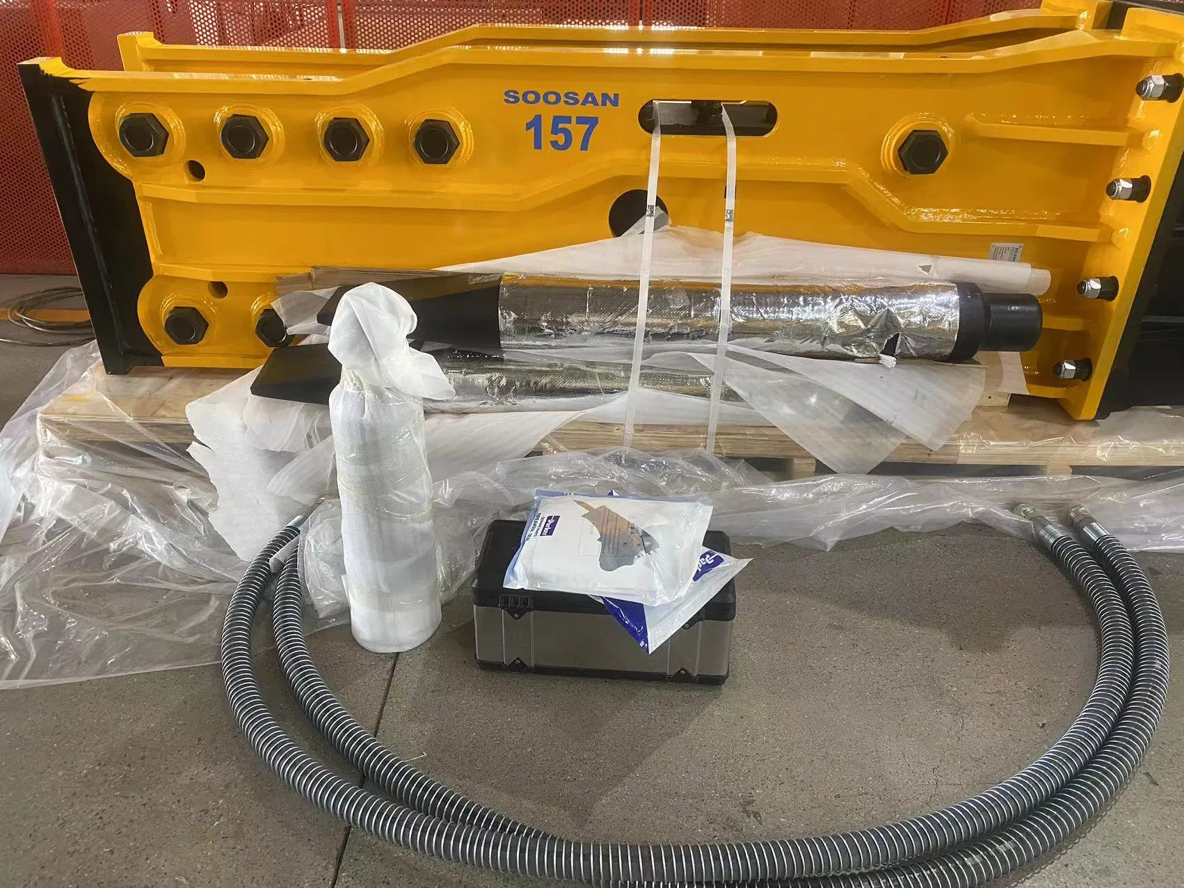 Soosan Sb157soosan Sb157 Hydraulic Rock Breaker - Top Type