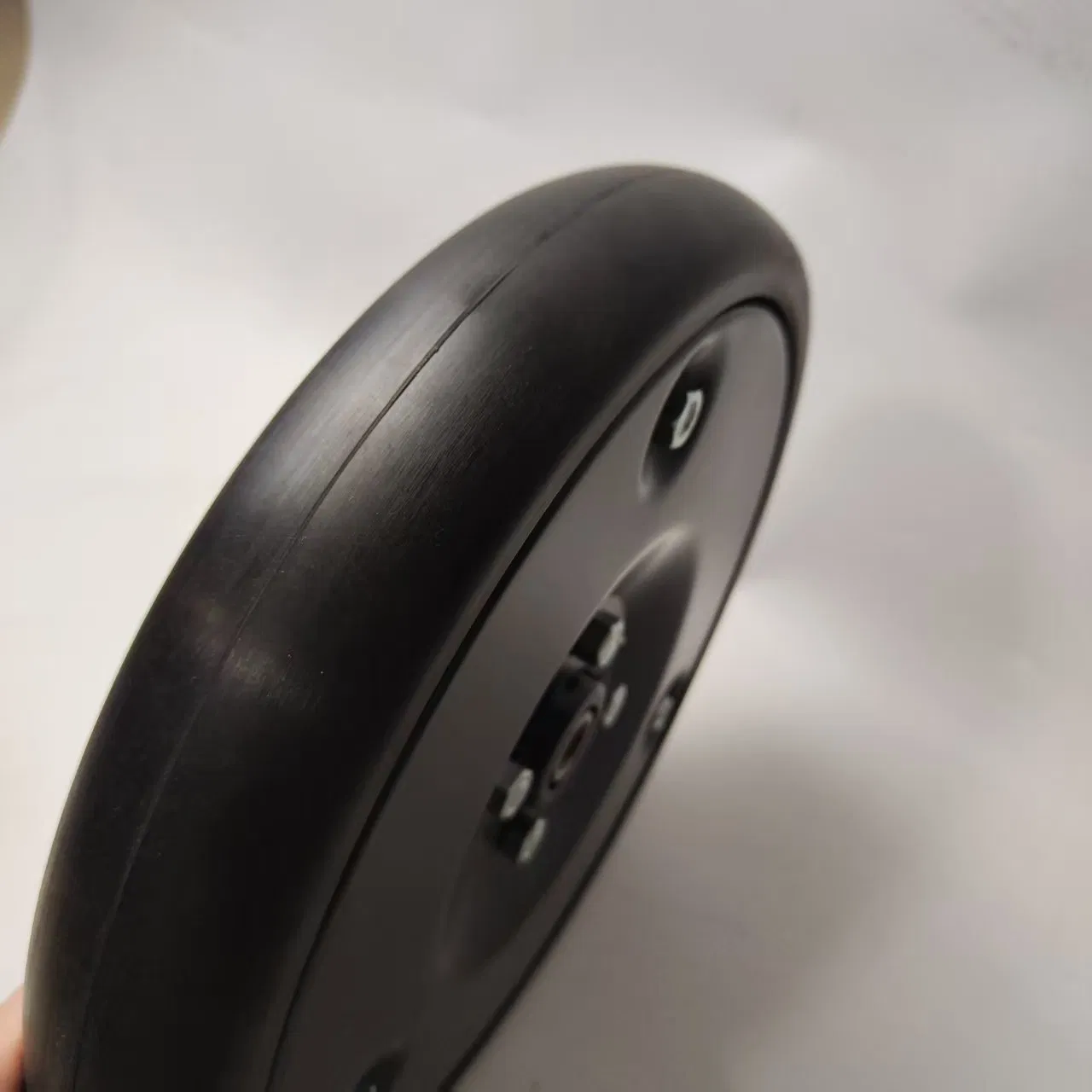 Heavy-Duty Seeder Press Wheel with Innovative Rubber and Steel Design