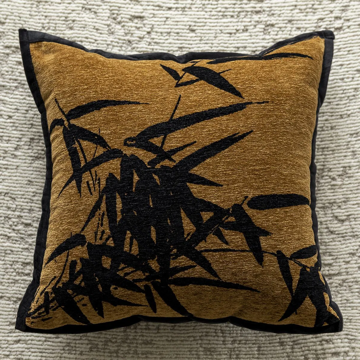 Pillow Cases Classic Black Panther Chenille Pillow Cover Wholesale Soft Chenille Jacquard Leopard Cushion Cases