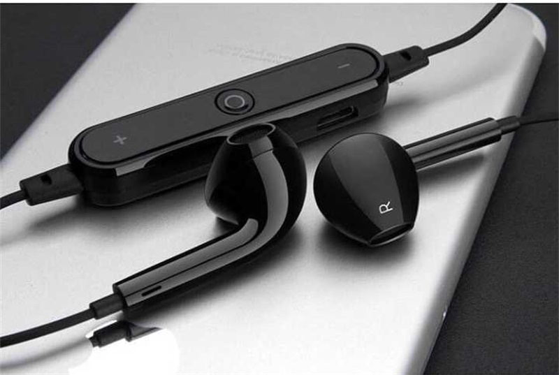 Black & White Color V4.1 Sport Wireless Bluetooth Headset