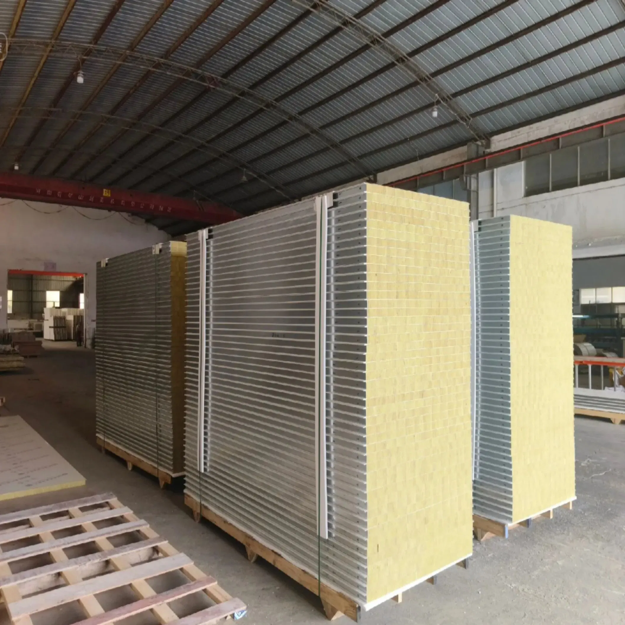 Standard Clean Room Manual Magnesium and Rockwool Sandwich Panel EPS Roof Wall Panel for Dust Free Portable Clean Room