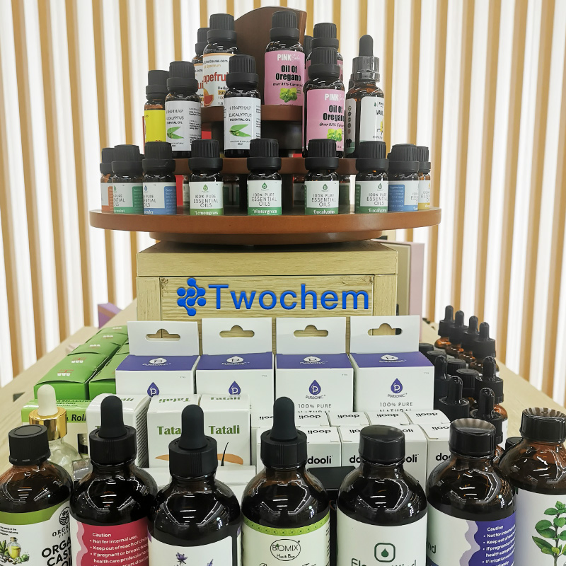Shanghai Twochem OEM Hotting Sale Essential Oil Set 8/14/20 Bottles of 5ml Facial Body Massage Aromatherapy Christmas Set Essential Oil