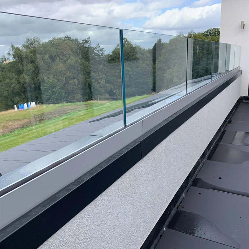 Customized Modern Design Outdoor Handrail Aluminum Post Glass Railing