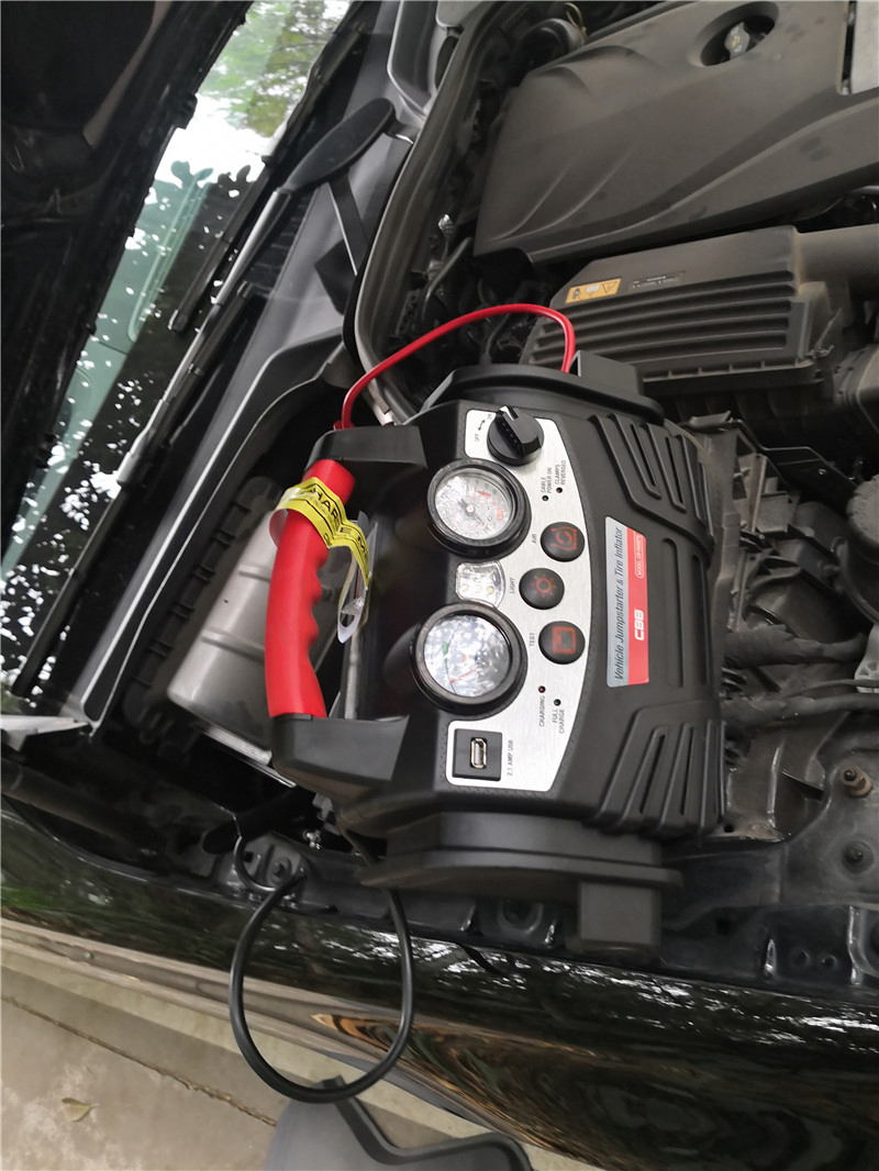 Cbb Multi-Functional Vehicle Automotive Battery Jumpstarter (without battery)
