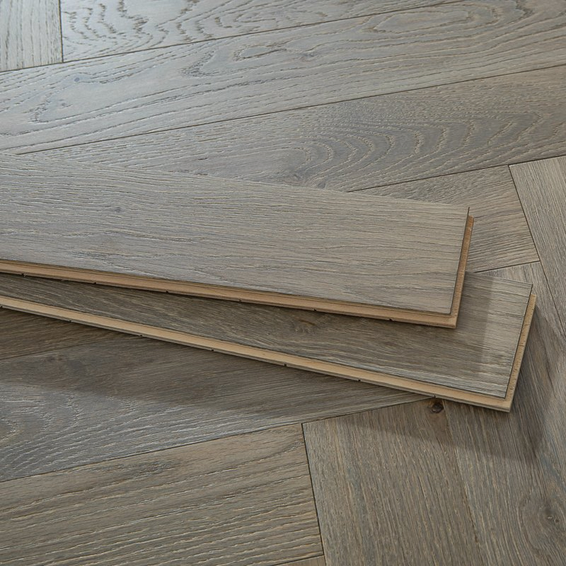 Modern 3.0mm Oak Veneer Herringbone Flooring for Stylish Homes