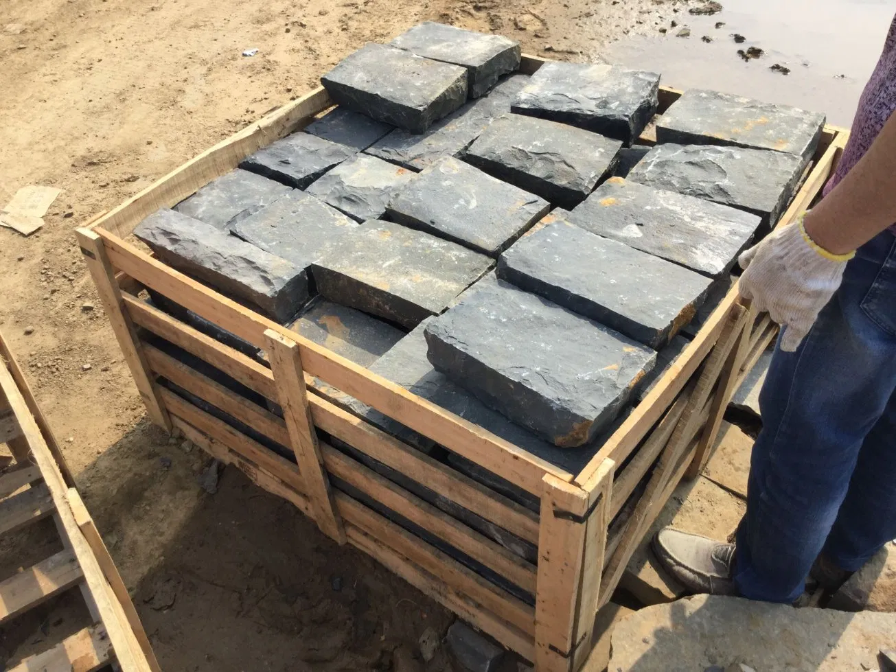 Basalt Black Stone Flamed Swimming Pool Board