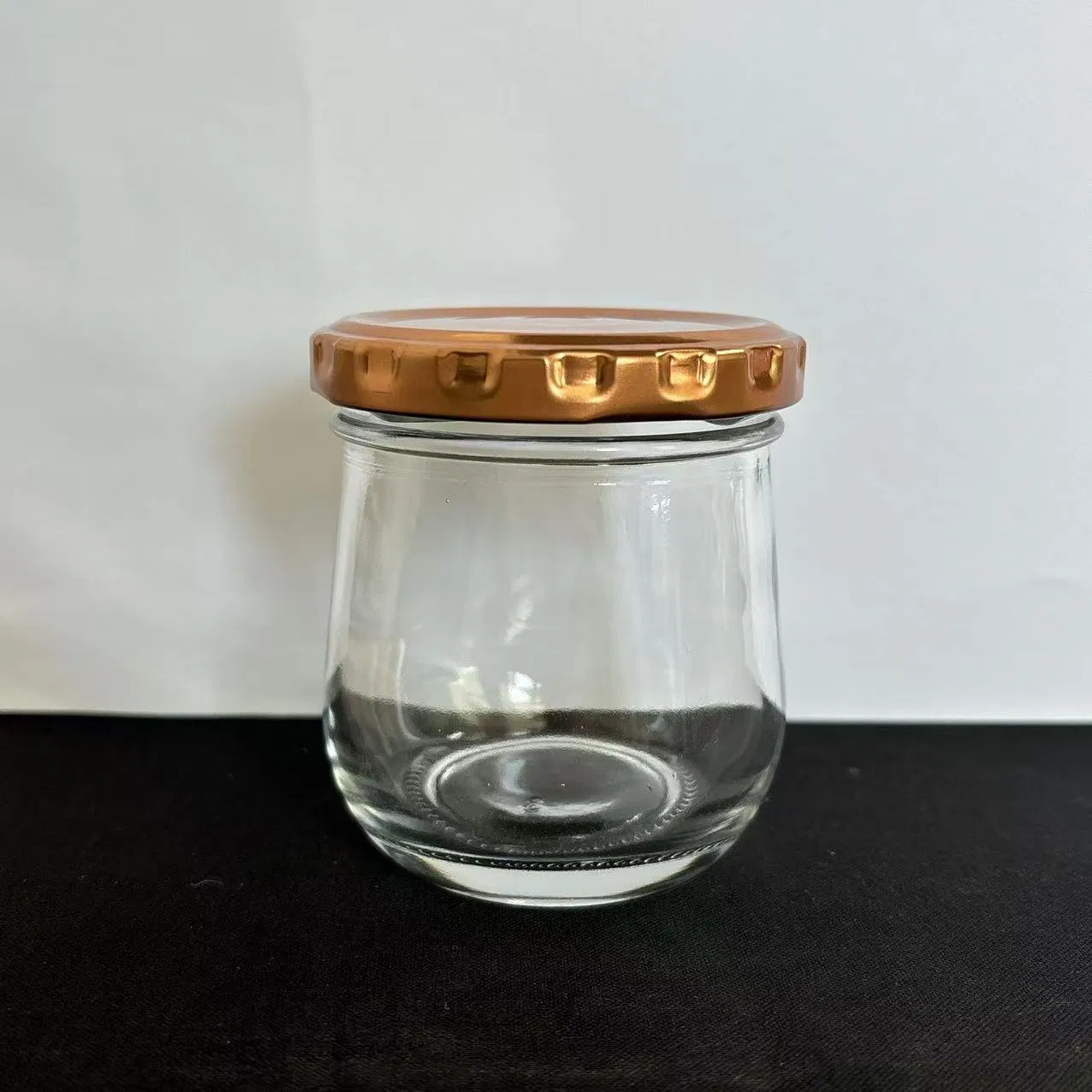 150ml Glass Yogurt Jar with Elegant Gold Metal Lid
