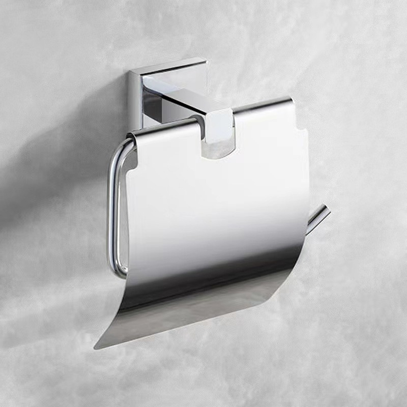 Настенная вешалка для полотенец серебристая с латунью