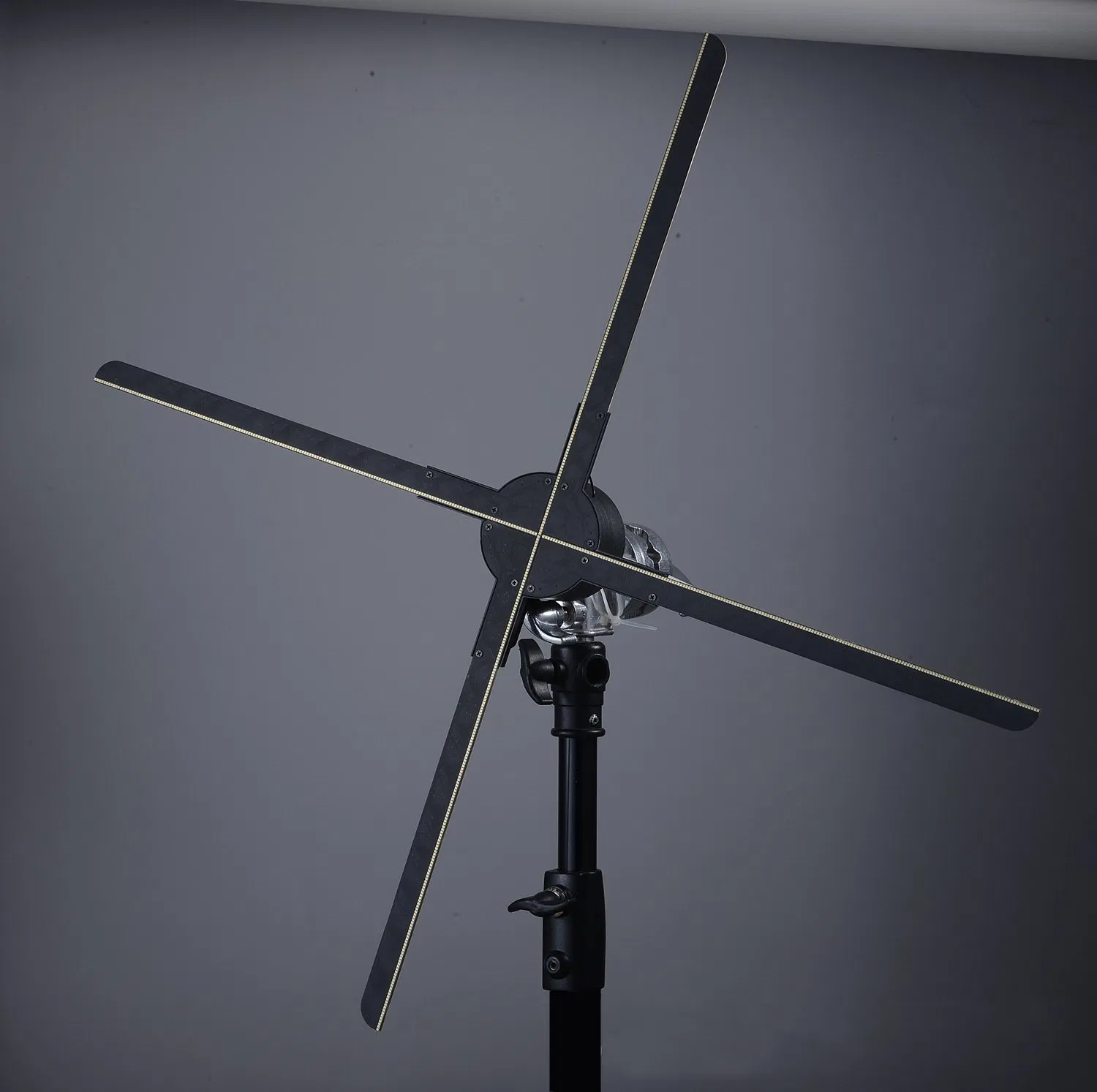 3D голографический проектор-вентилятор для рекламы