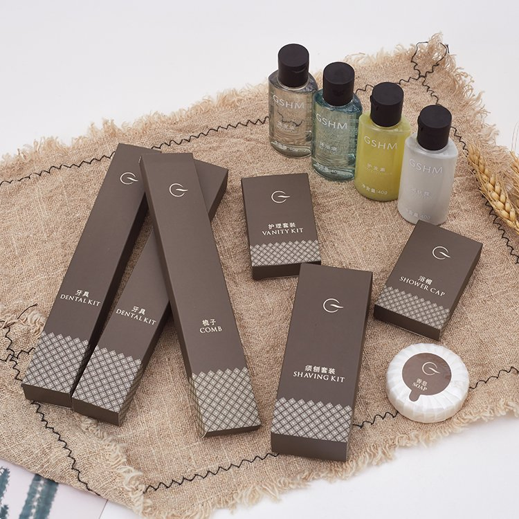 Disposable Hotel Size Guest Soap and Toiletries Manufacturers Custom Logo 5 Star Hotel Bathroom Amenities Set