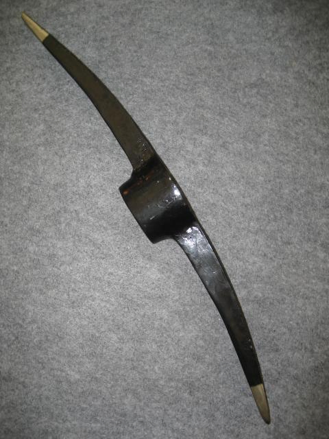 Factory Direct Produce Custom Farming Pickaxe with Wooden Handle for Agricultural Applications