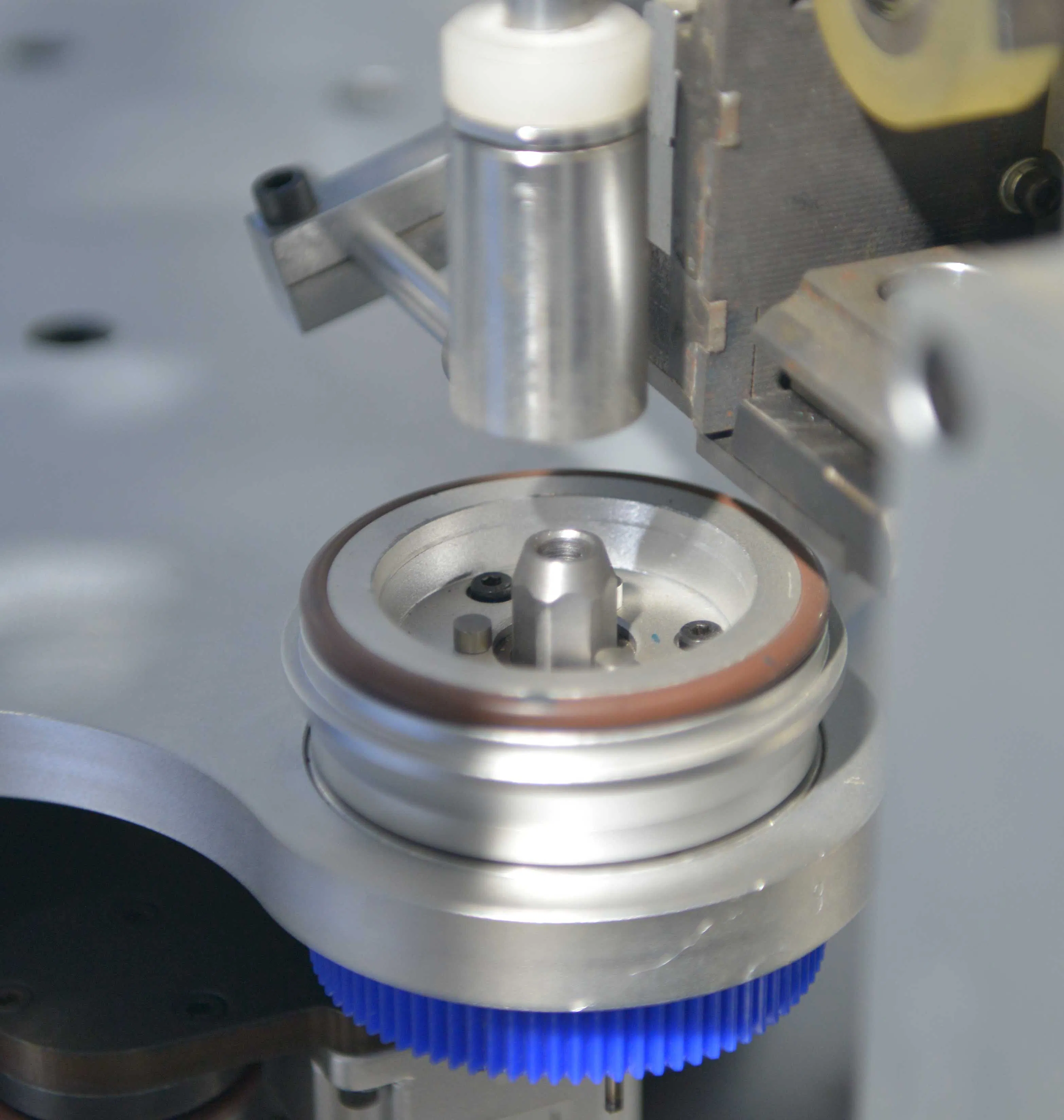 Automatic Making Flap Disc Machine with Single Manipulator Arm