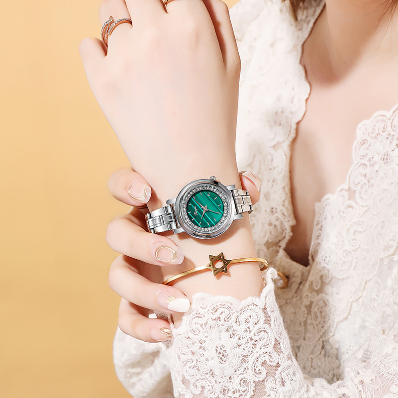 Quartz Movement Watch Ins Retro Style Women's Wrist Steel Small Green Watch