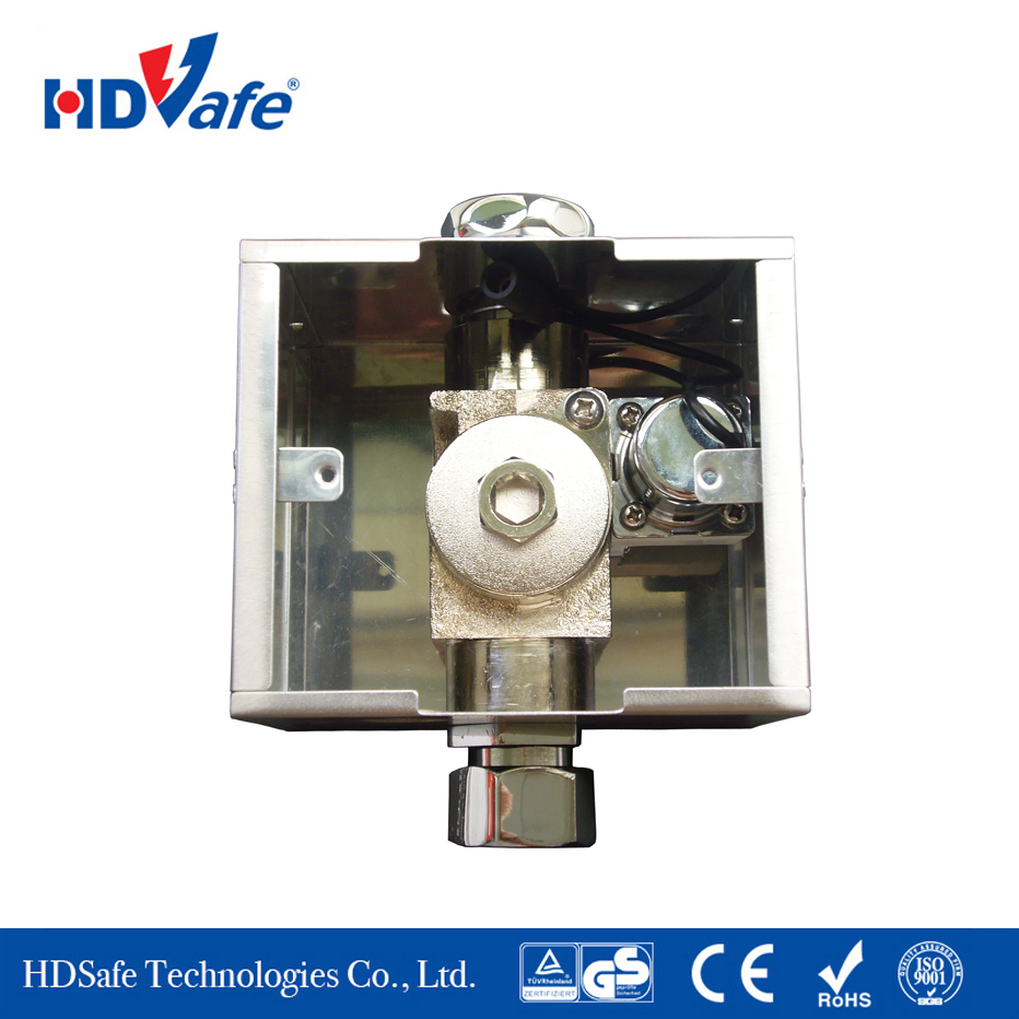 Good Quality Automatic Sanitary Ware Bathroom Sensor Auto Flush Urinal