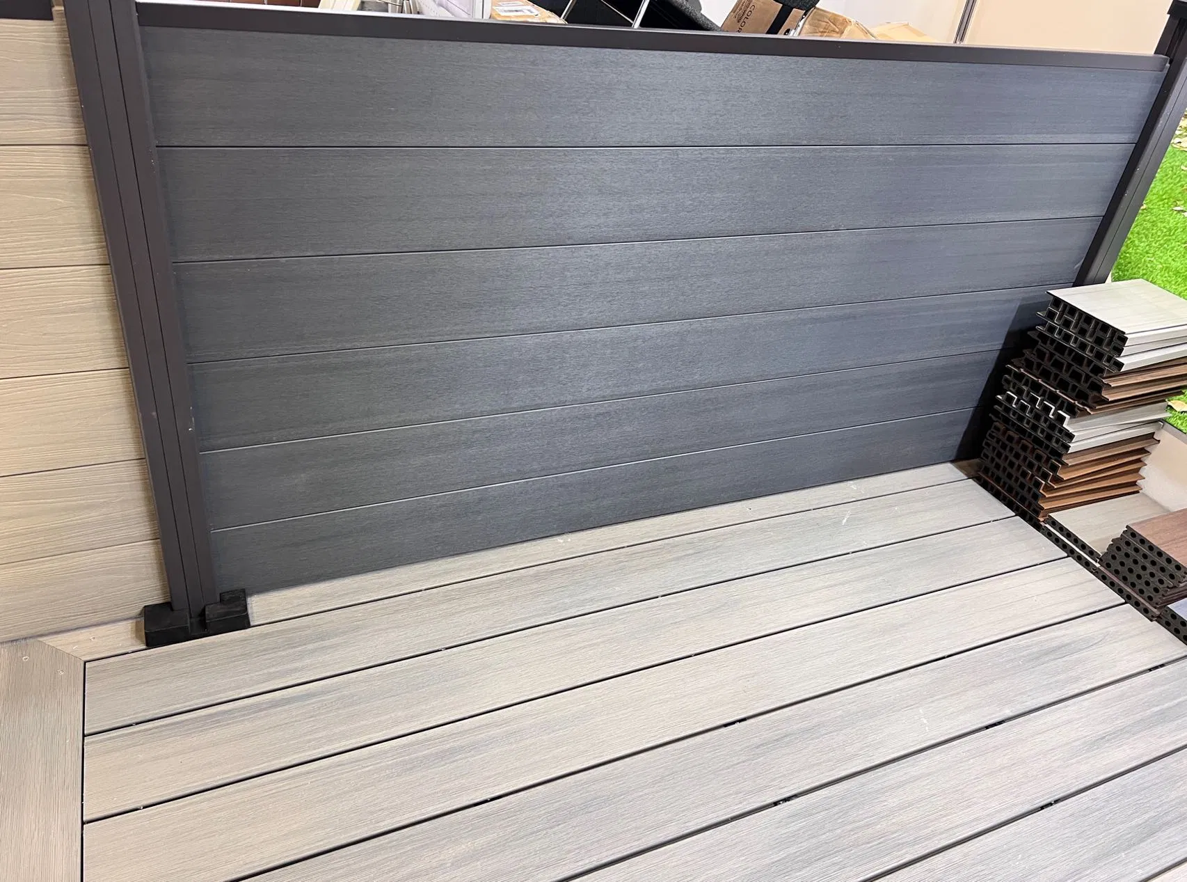 Durable Garden Aluminum Security Fence - WPC Composite Boards