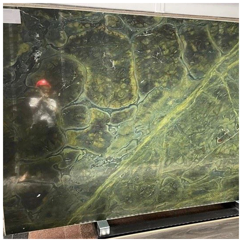 Brazilian Dark Green Verde Vitoria Regia Quartzite for Countertops and Wall Cladding