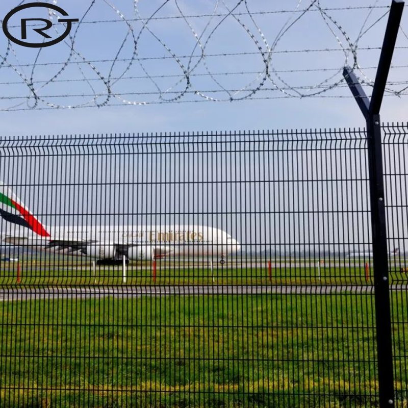 Low Carbon Steel Wire Anti Climb Fence Airport Security Fence Galvanized and PVC Coated