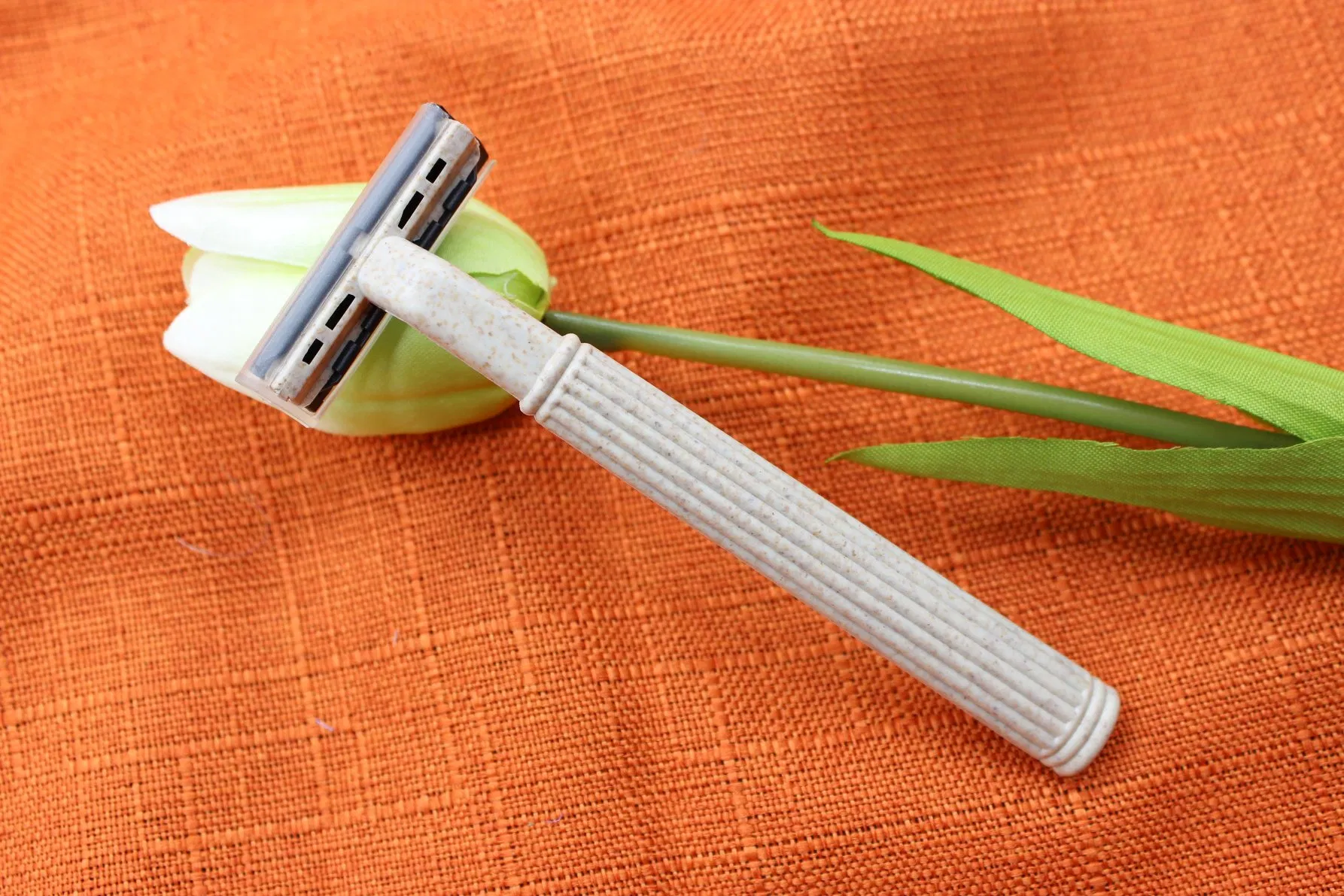 Silvery Hotel Razor From China 06