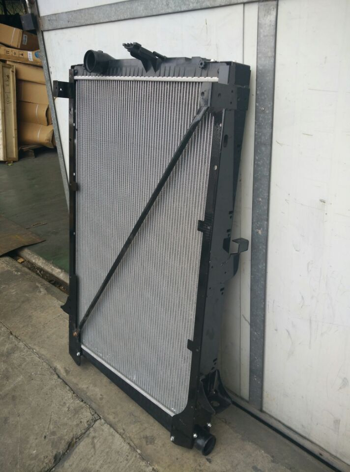 Радиатор охлаждения для Volvo FH13 65479