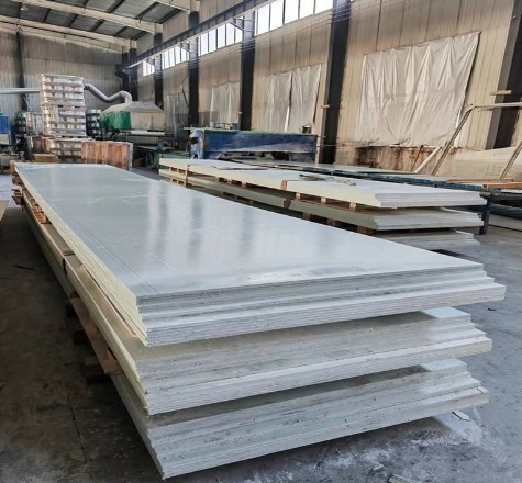 Acoustic Fiberglass Ceiling Board with Density 100kg/M3 Size 600X600mm, 600X1200mm White Spray