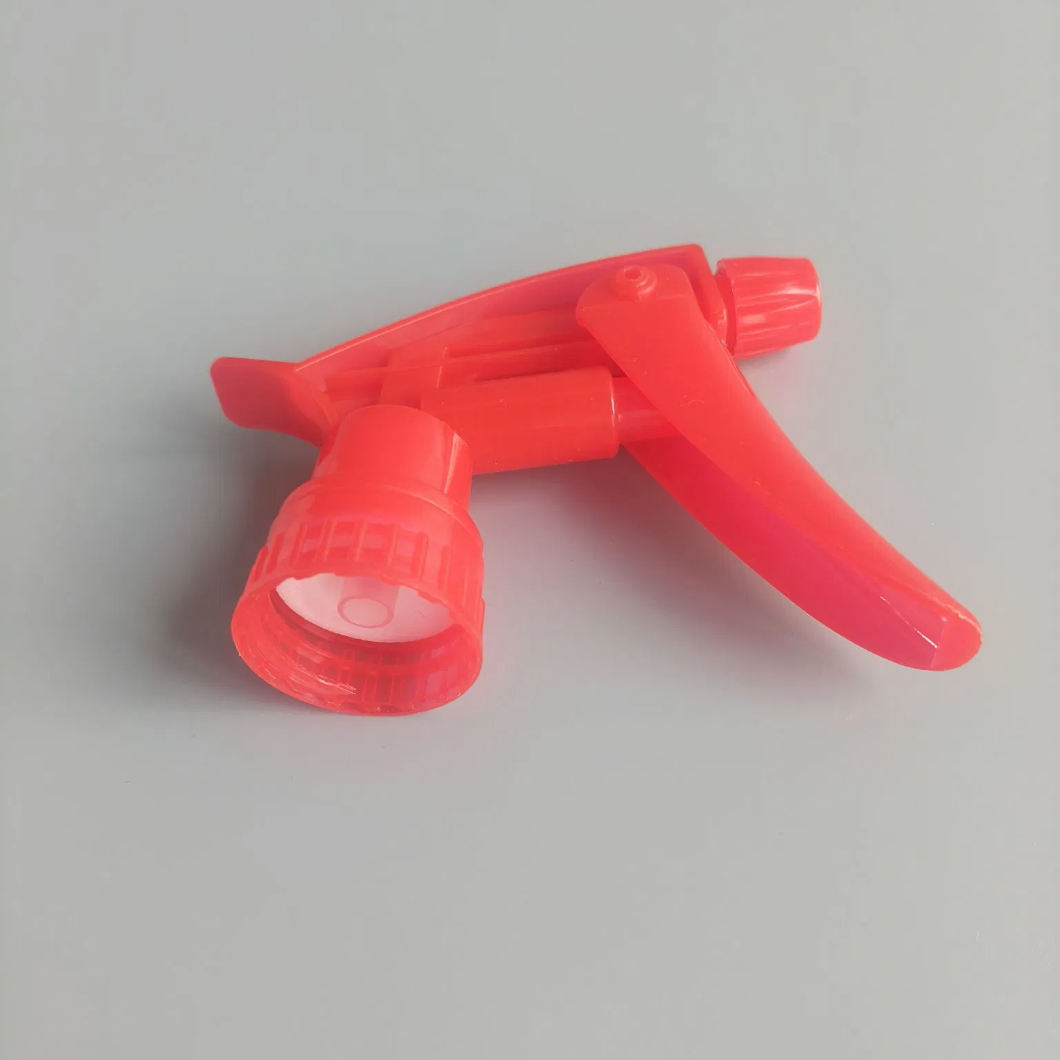 Red Plastic Trigger Water Spray Trigger Pump Spray for Refillable