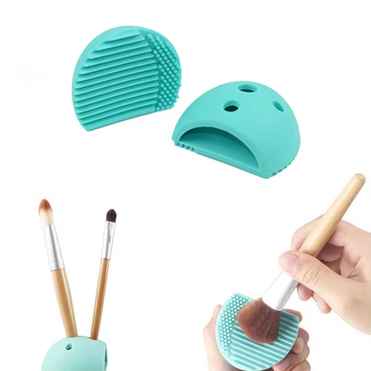 New Hot Wholesale Round Custom Portable Silicone Makeup Face Brushes Cleaning Holder Pouch for Home Travel Makeup Cleaning