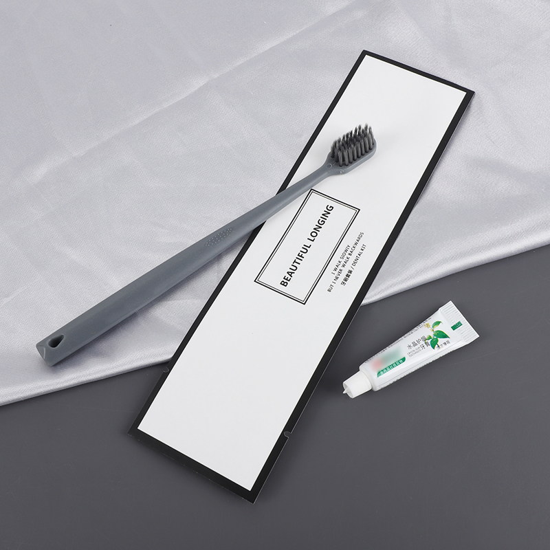 Minimalist Luxury Hotel Disposable Recyclable Vanity Kit-Toothbrush & Comb Set with Custom Logo Travel Size
