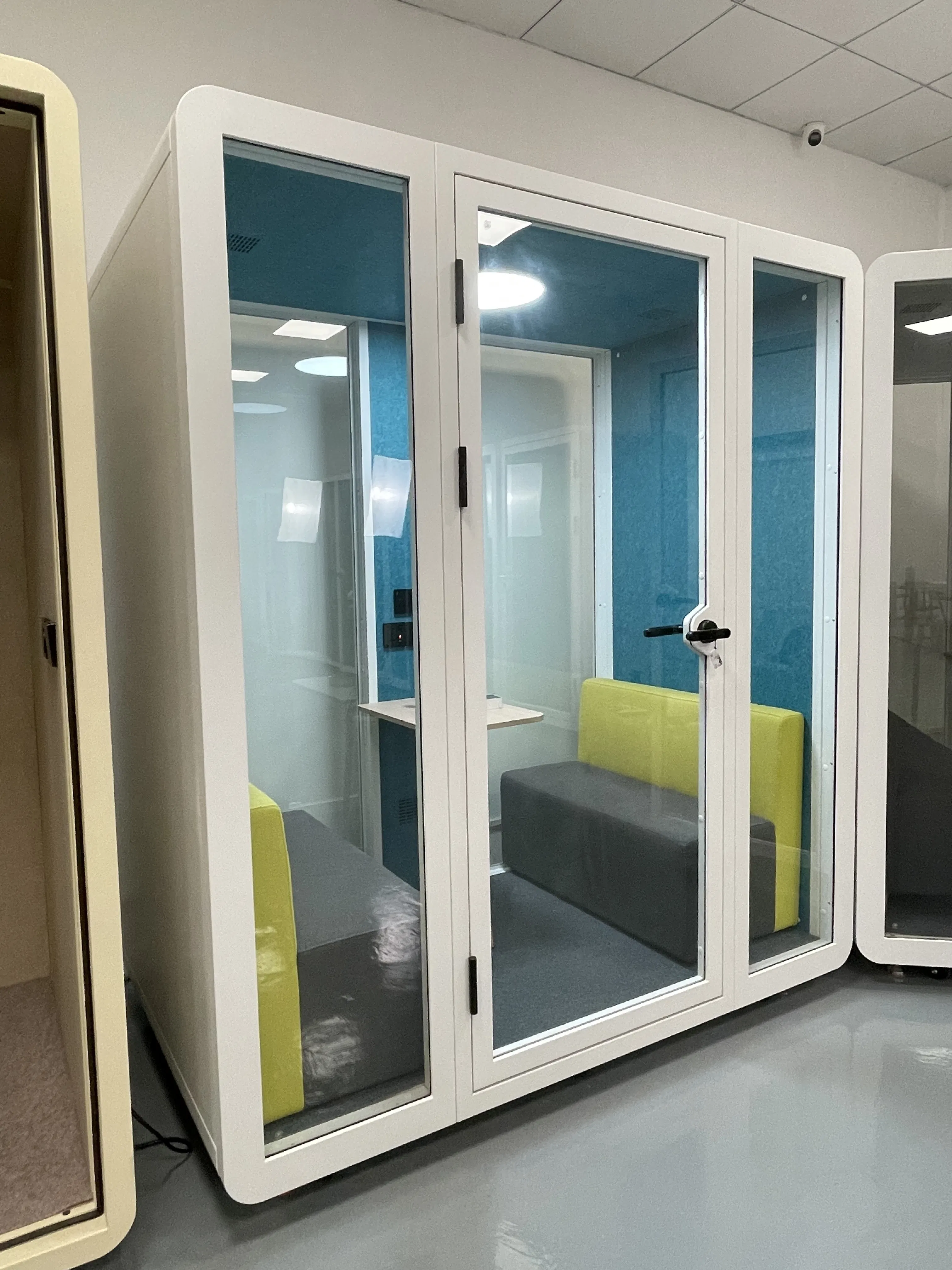 Premium Soundproof Booth for Home Office Use, Adjustable Design