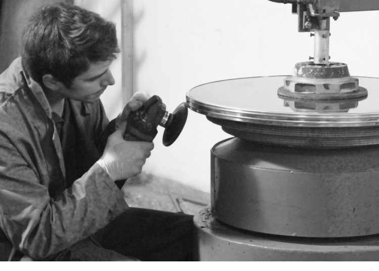 Лепестковый круг 150 мм для шлифовки и удаления ржавчины