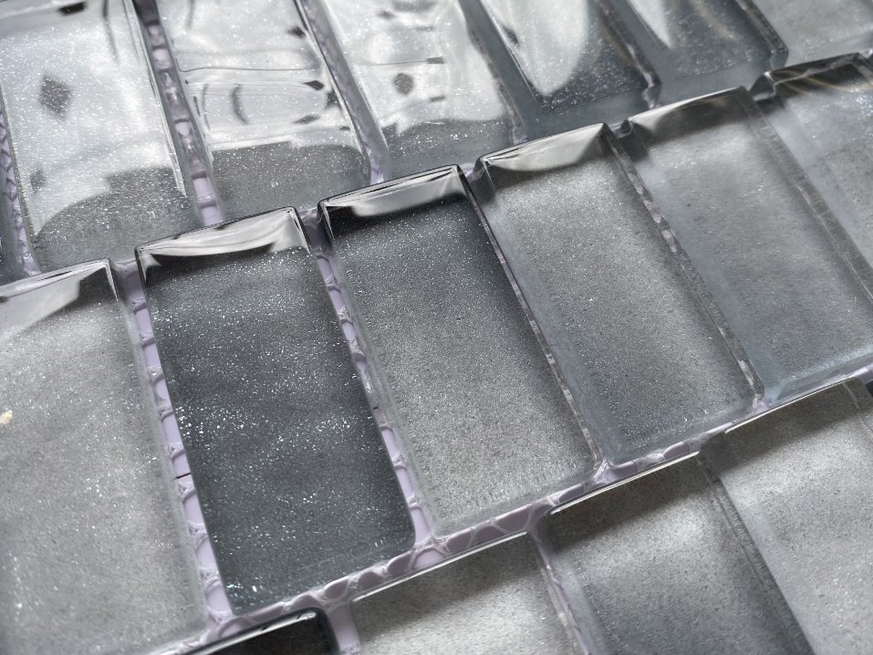 Серая стеклянная мозаика Brick для стен и бассейнов